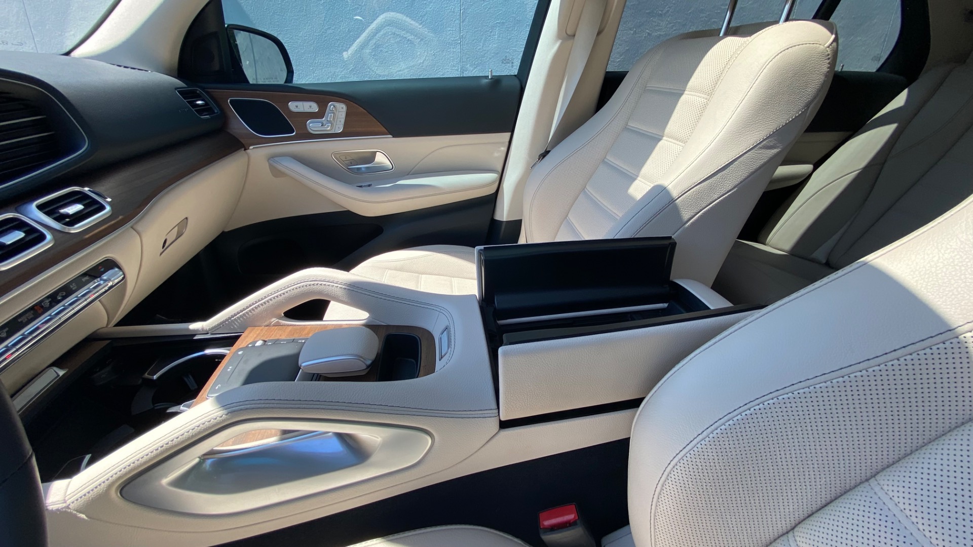 Used 2022 Mercedes-Benz GLE GLE 350 for sale $64,995 at Formula Imports in Charlotte NC 28227 33