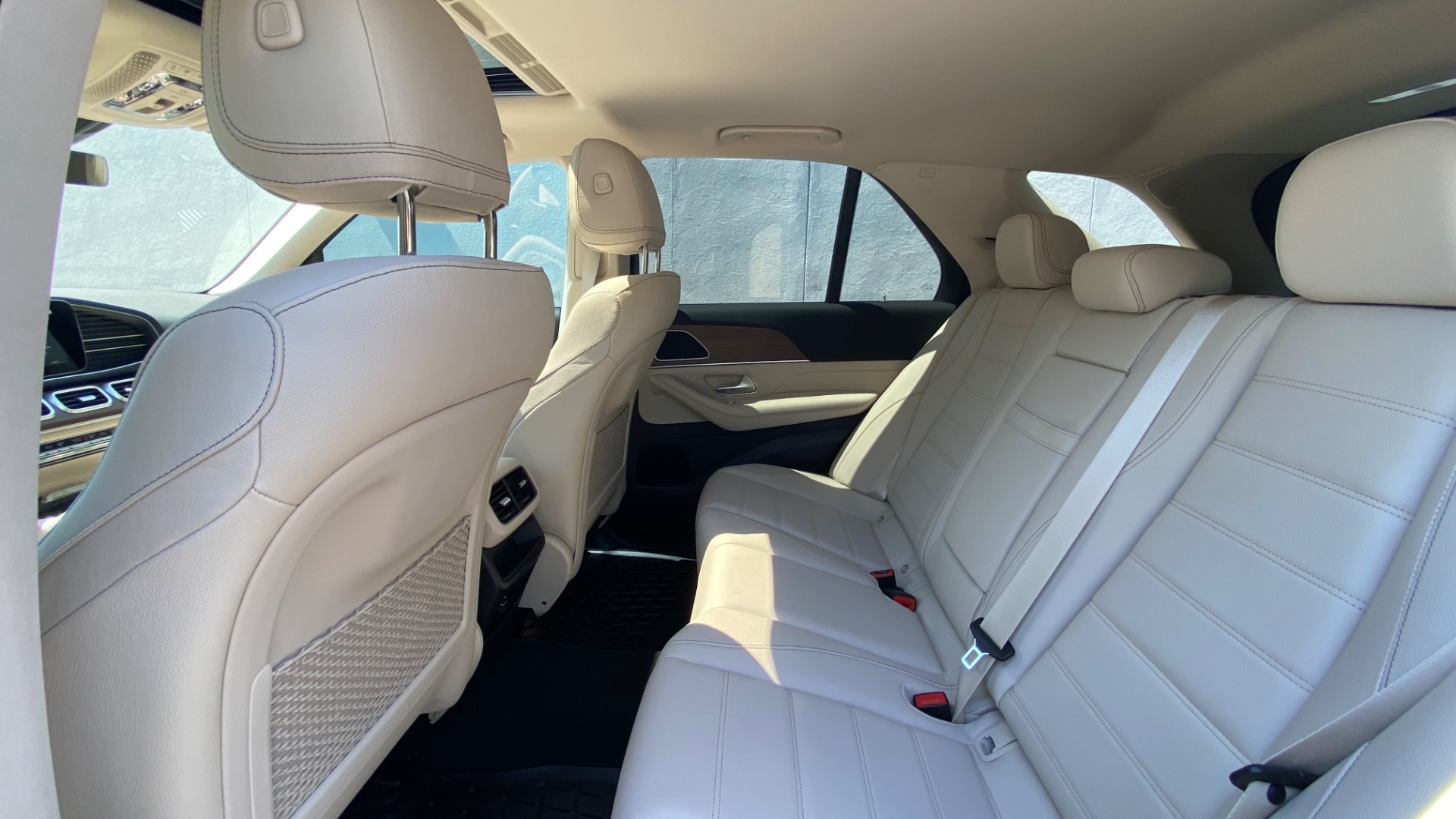 Used 2022 Mercedes-Benz GLE GLE 350 for sale $64,995 at Formula Imports in Charlotte NC 28227 36