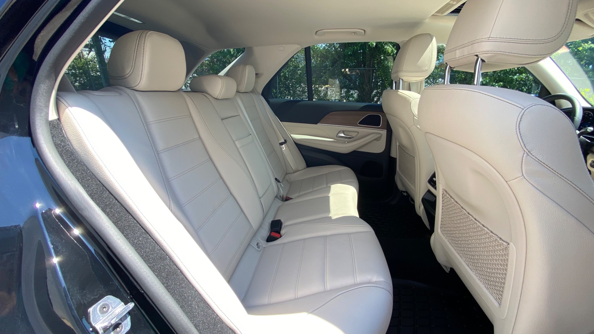 Used 2022 Mercedes-Benz GLE GLE 350 for sale $64,995 at Formula Imports in Charlotte NC 28227 40