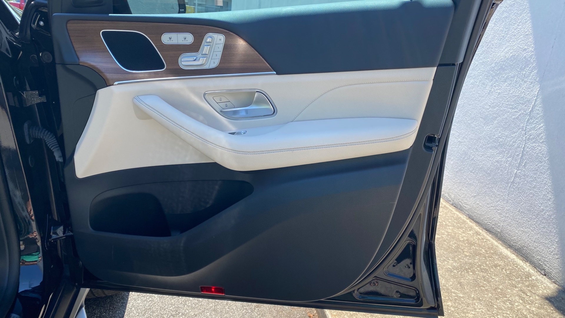 Used 2022 Mercedes-Benz GLE GLE 350 for sale $64,995 at Formula Imports in Charlotte NC 28227 42