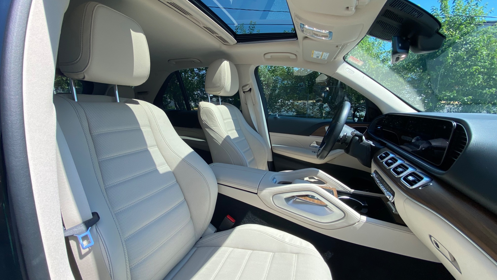 Used 2022 Mercedes-Benz GLE GLE 350 for sale $64,995 at Formula Imports in Charlotte NC 28227 44