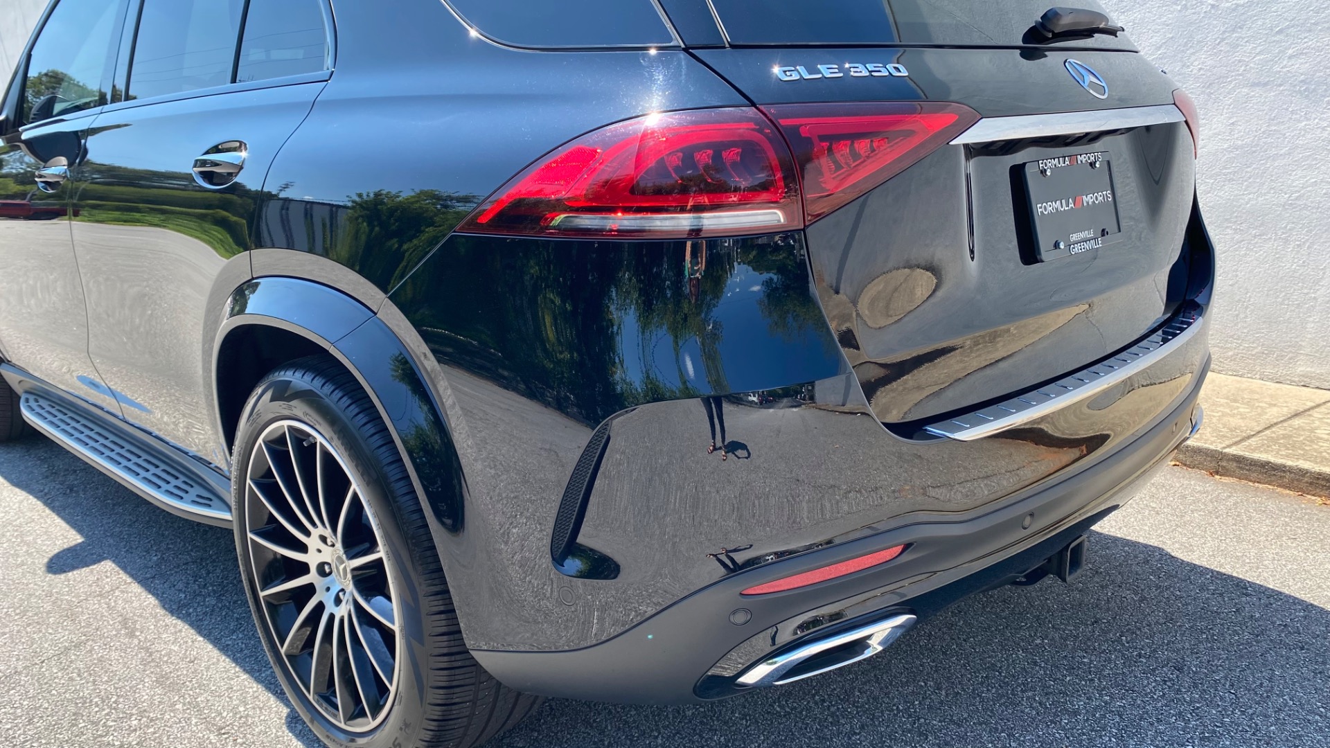 Used 2022 Mercedes-Benz GLE GLE 350 for sale $64,995 at Formula Imports in Charlotte NC 28227 7