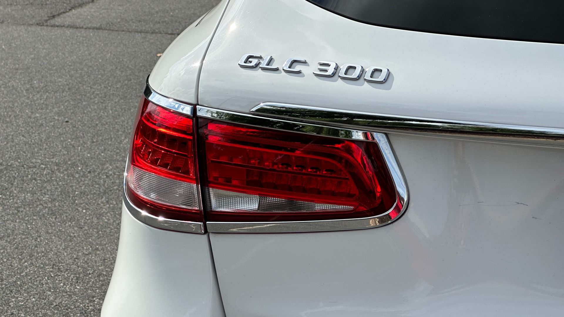 Used 2019 Mercedes-Benz GLC GLC 300 / PREMIUM PACKAGE / BLIND SPOT / COMFORT for sale Sold at Formula Imports in Charlotte NC 28227 49