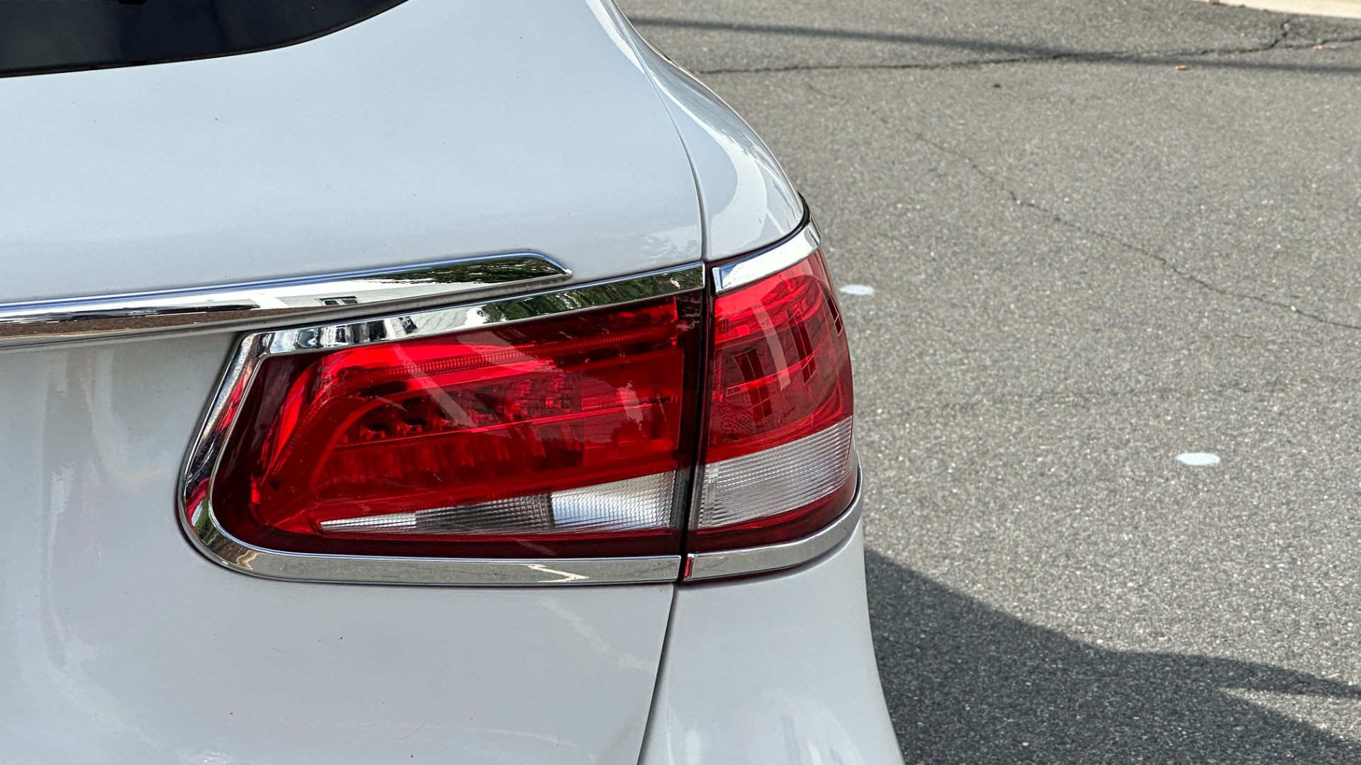 Used 2019 Mercedes-Benz GLC GLC 300 / PREMIUM PACKAGE / BLIND SPOT / COMFORT for sale Sold at Formula Imports in Charlotte NC 28227 50