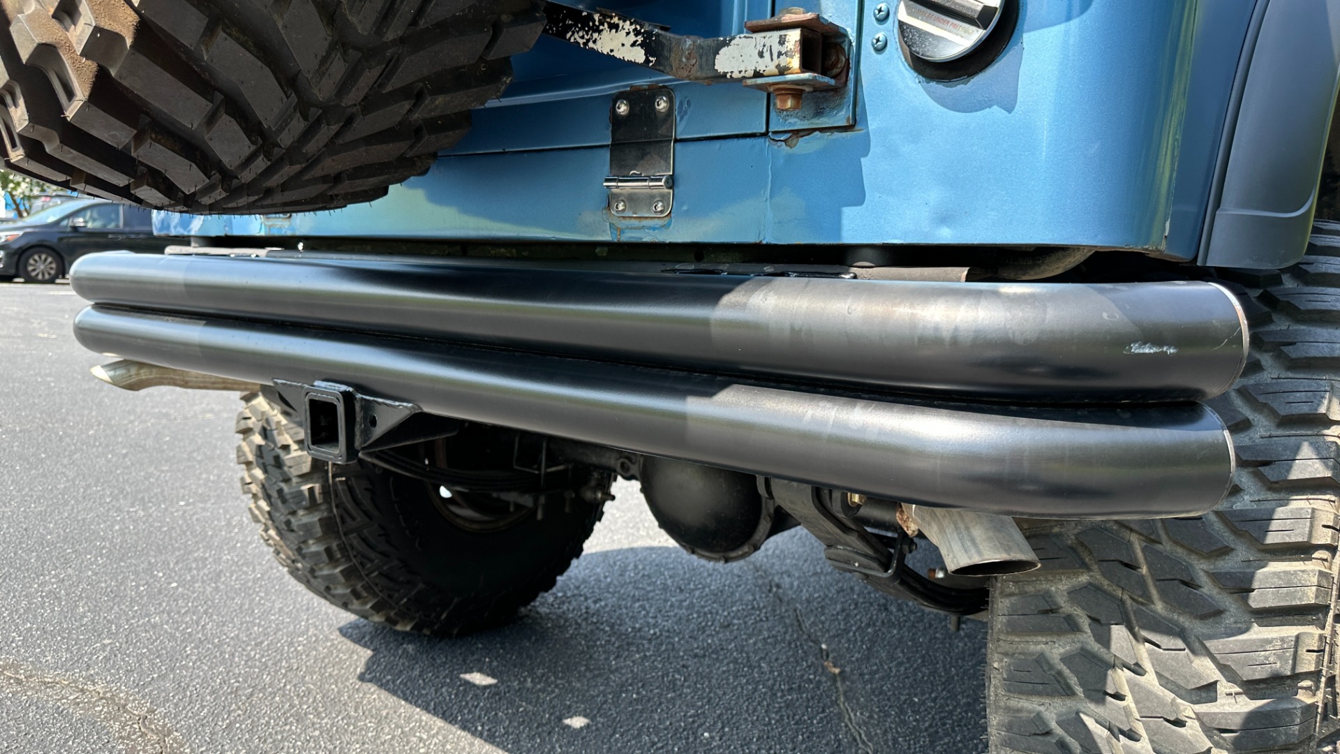 Used 1976 Jeep CJ-7 350 V8 / CUSTOM INTERIOR / DANA 30 / FOX SHOCKS / TONS OF RECORDS!! for sale $26,900 at Formula Imports in Charlotte NC 28227 25