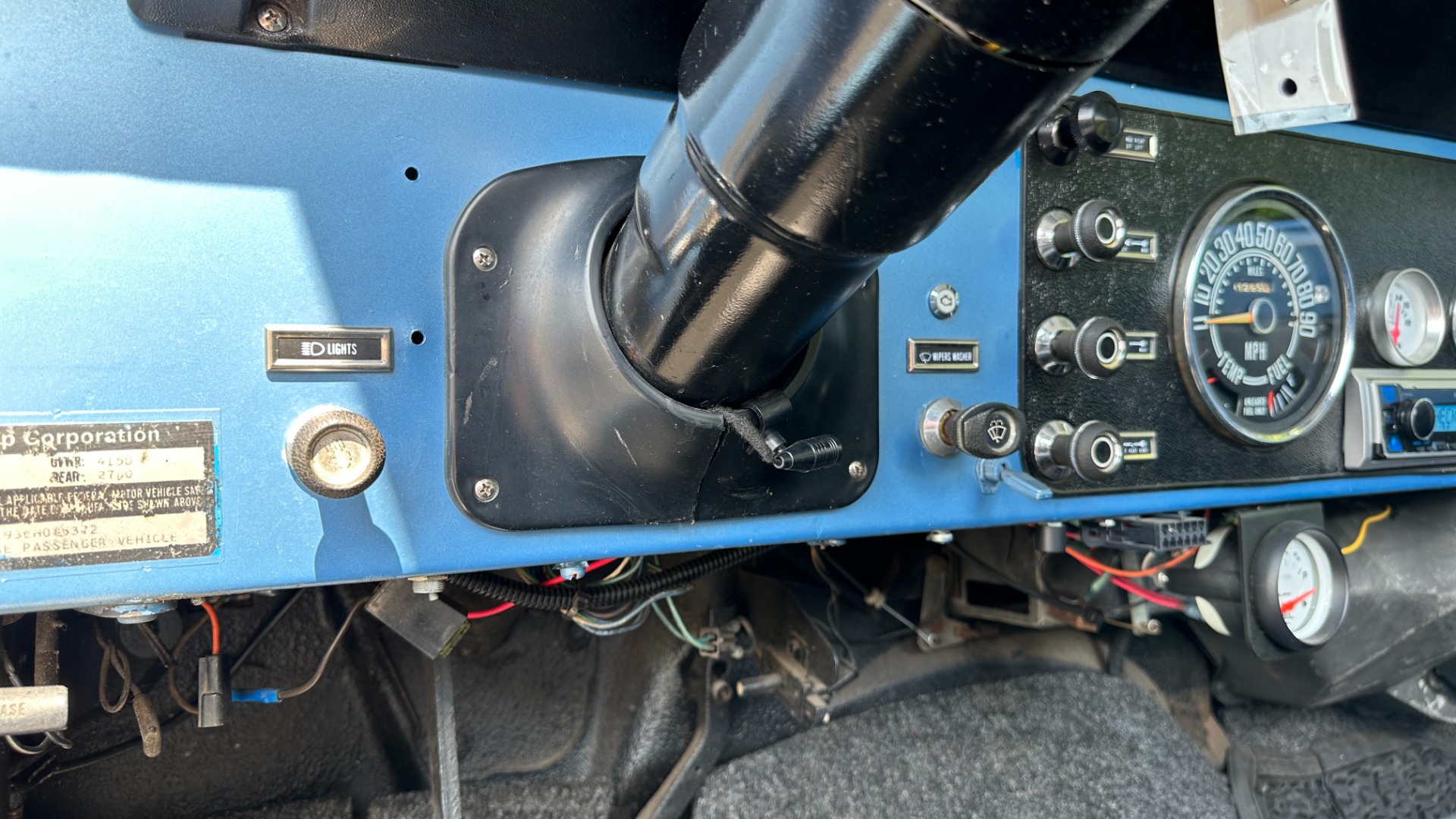 Used 1976 Jeep CJ-7 350 V8 / CUSTOM INTERIOR / DANA 30 / FOX SHOCKS / TONS OF RECORDS!! for sale $26,900 at Formula Imports in Charlotte NC 28227 31