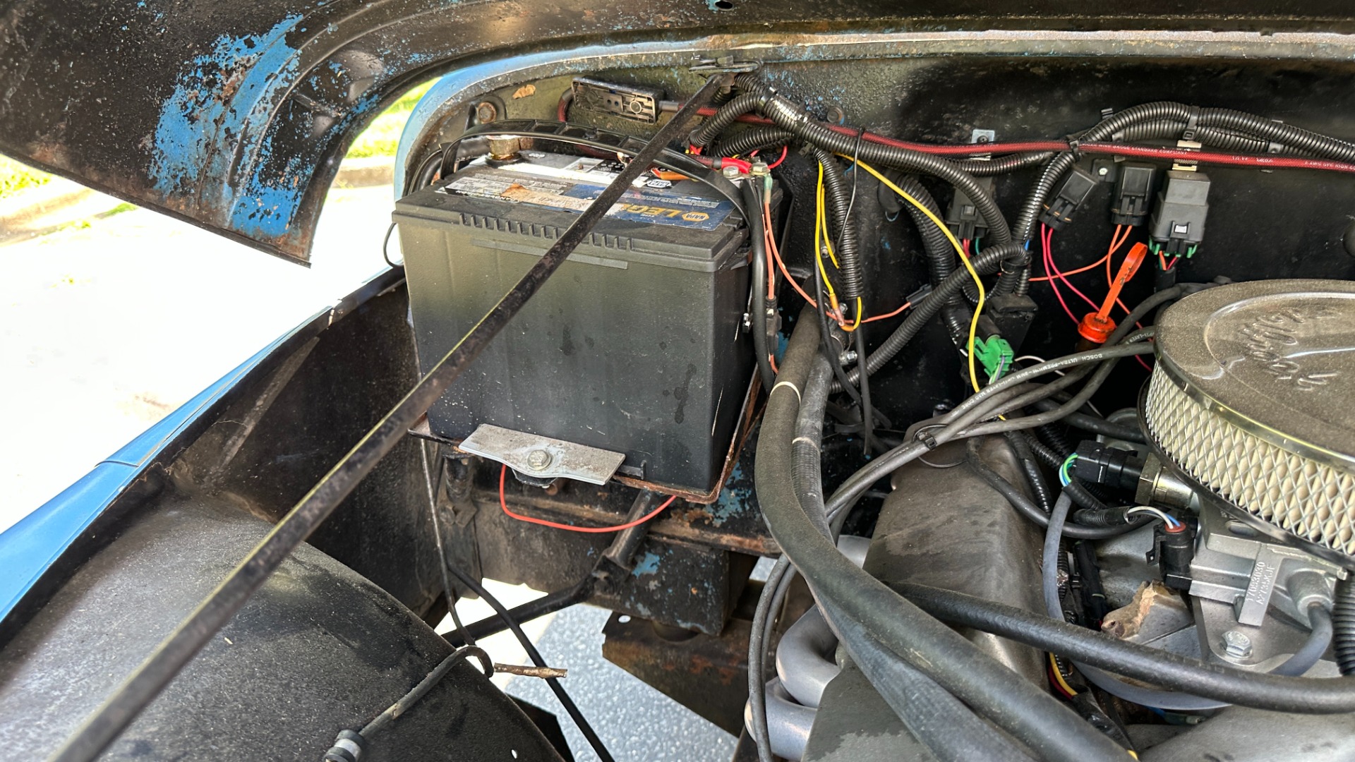 Used 1976 Jeep CJ-7 350 V8 / CUSTOM INTERIOR / DANA 30 / FOX SHOCKS / TONS OF RECORDS!! for sale $26,900 at Formula Imports in Charlotte NC 28227 73