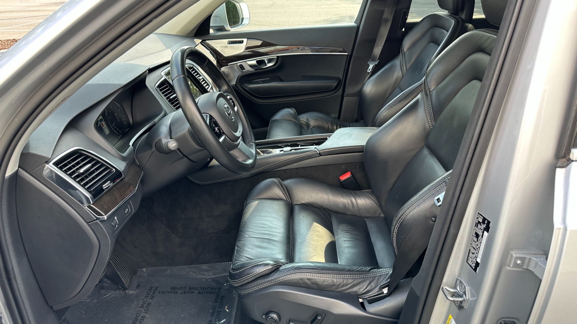Used 2018 Volvo XC90 MOMENTUM PLUS PACKAGE / CONVENIENCE / B AND W SOUND / PROTECTION PKG for sale $26,500 at Formula Imports in Charlotte NC 28227 12
