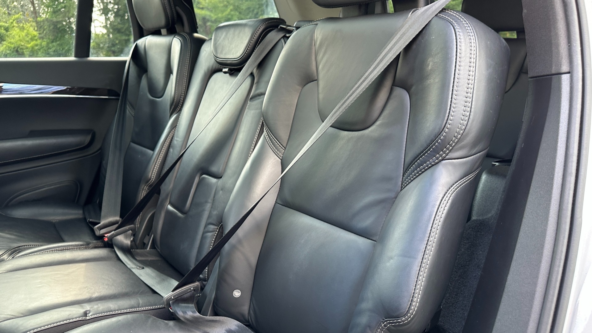 Used 2018 Volvo XC90 MOMENTUM PLUS PACKAGE / CONVENIENCE / B AND W SOUND / PROTECTION PKG for sale Sold at Formula Imports in Charlotte NC 28227 24