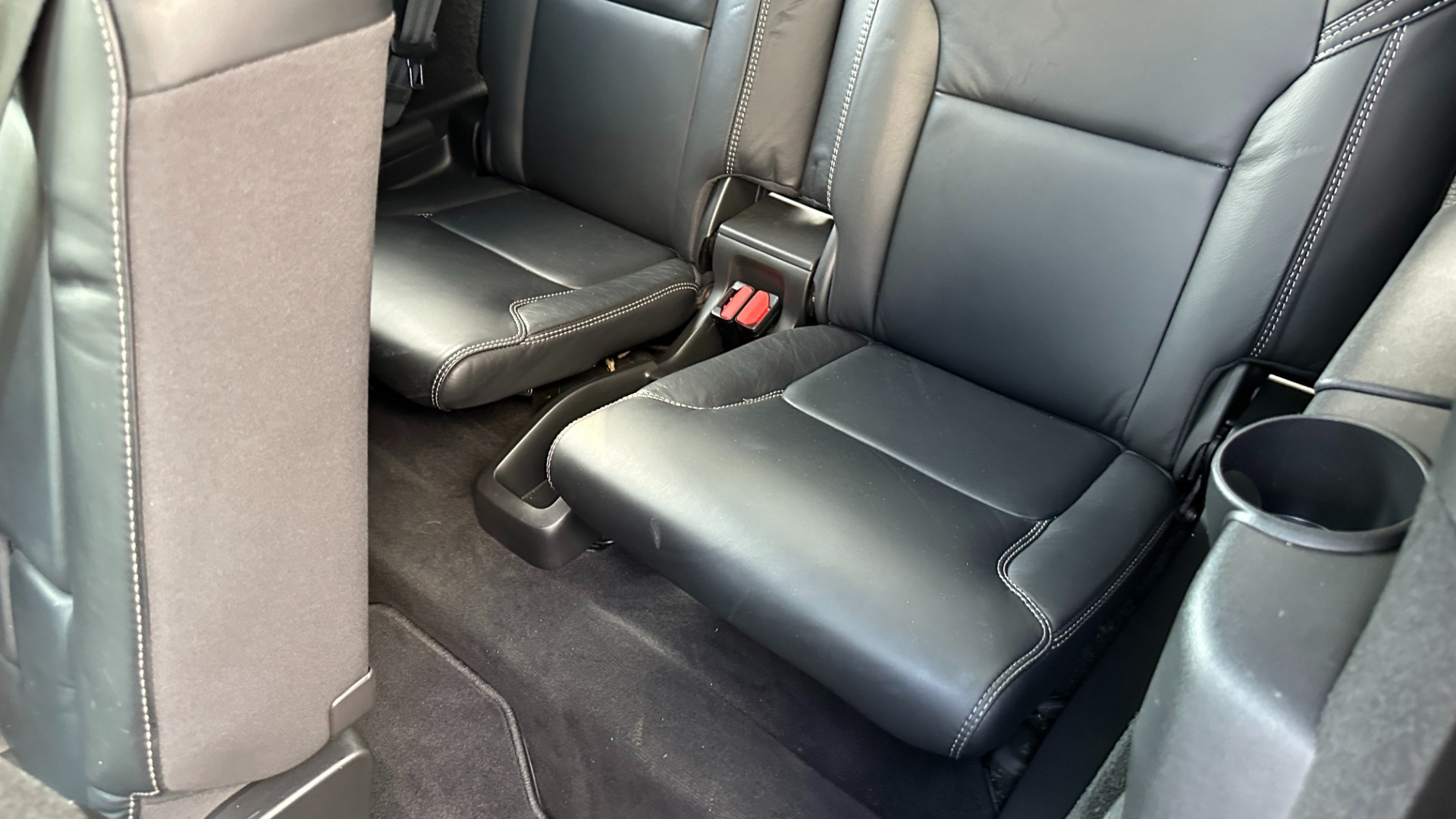 Used 2018 Volvo XC90 MOMENTUM PLUS PACKAGE / CONVENIENCE / B AND W SOUND / PROTECTION PKG for sale $26,500 at Formula Imports in Charlotte NC 28227 28