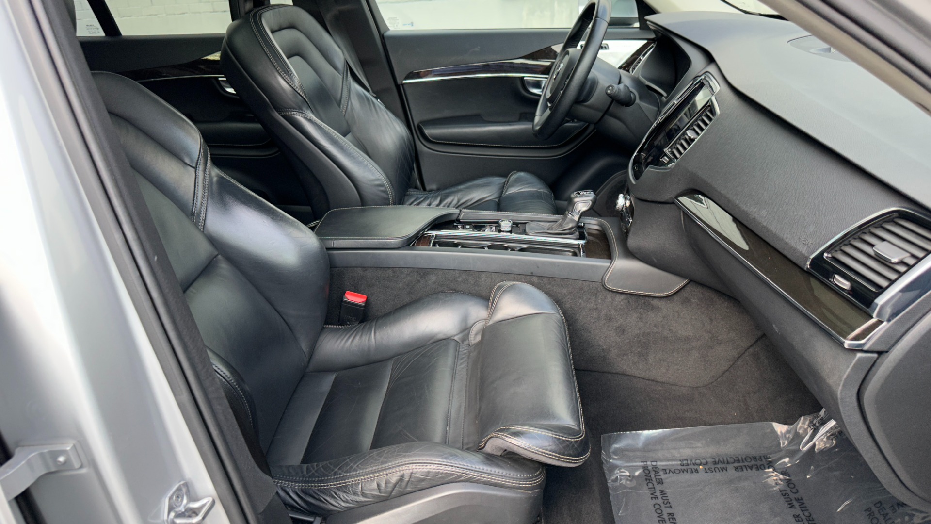 Used 2018 Volvo XC90 MOMENTUM PLUS PACKAGE / CONVENIENCE / B AND W SOUND / PROTECTION PKG for sale $26,500 at Formula Imports in Charlotte NC 28227 40