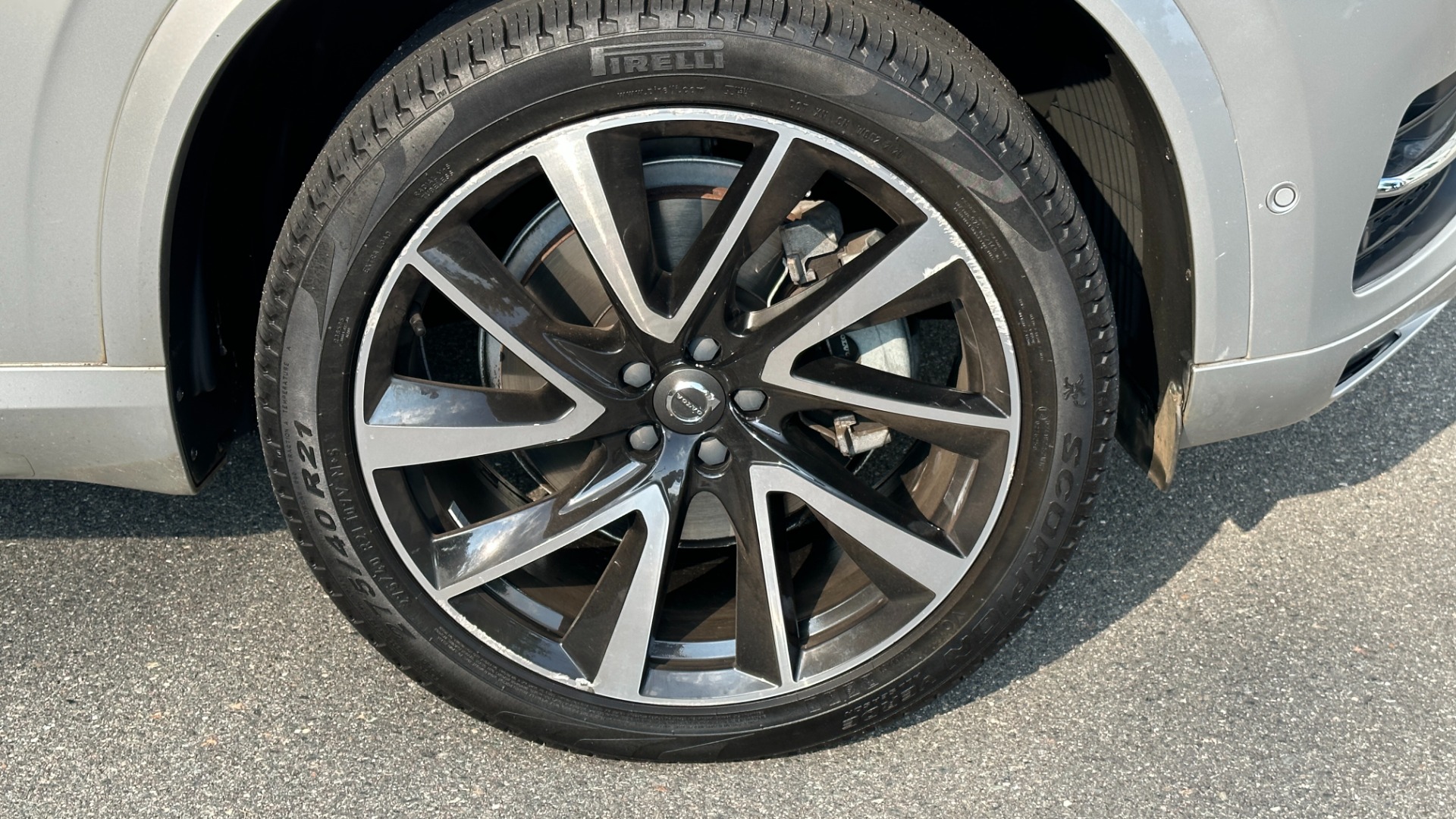 Used 2018 Volvo XC90 MOMENTUM PLUS PACKAGE / CONVENIENCE / B AND W SOUND / PROTECTION PKG for sale $26,500 at Formula Imports in Charlotte NC 28227 51