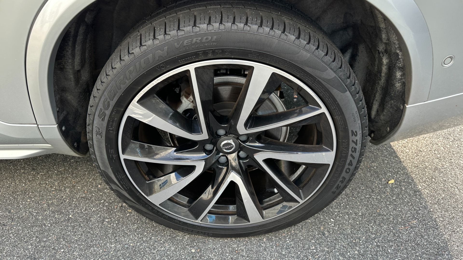 Used 2018 Volvo XC90 MOMENTUM PLUS PACKAGE / CONVENIENCE / B AND W SOUND / PROTECTION PKG for sale $26,500 at Formula Imports in Charlotte NC 28227 53