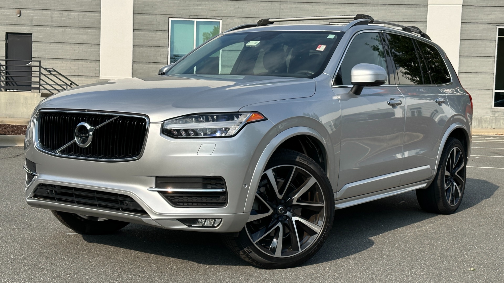 Used 2018 Volvo XC90 MOMENTUM PLUS PACKAGE / CONVENIENCE / B AND W SOUND / PROTECTION PKG for sale $26,500 at Formula Imports in Charlotte NC 28227 1