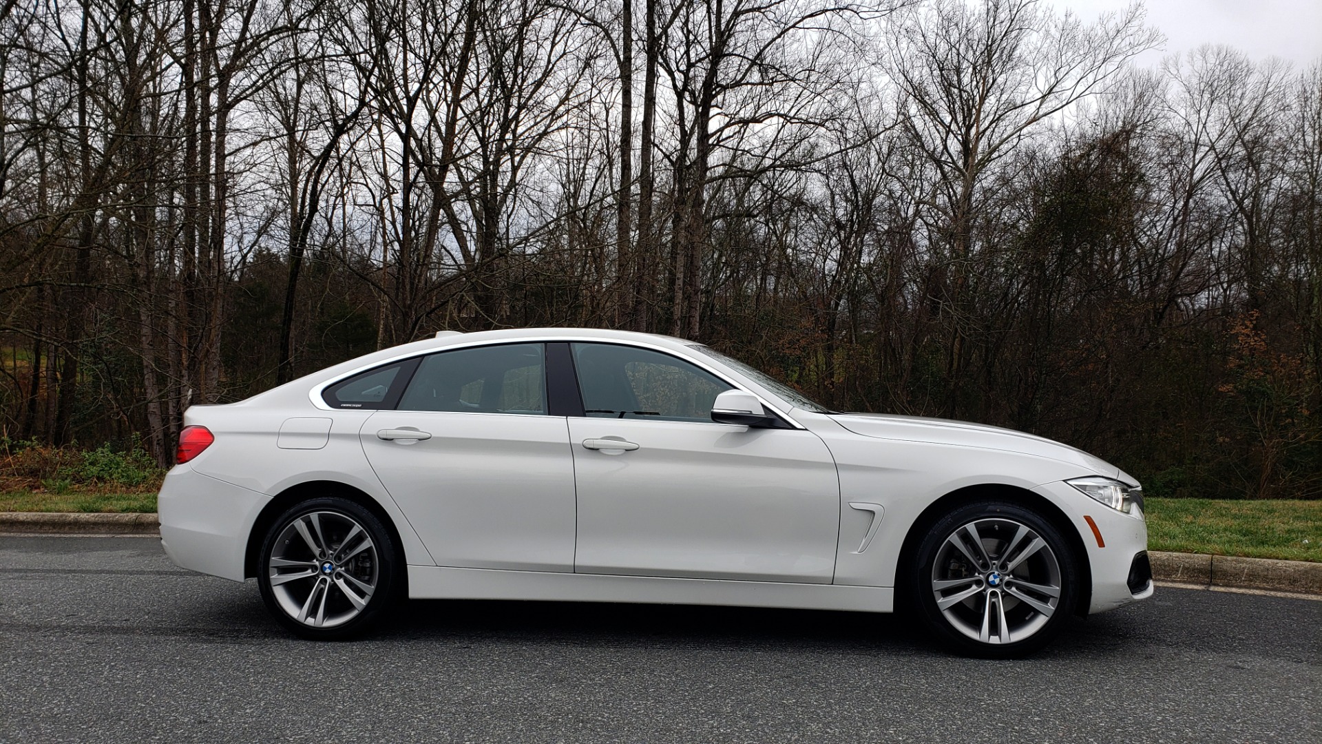 Used 2017 BMW 4 SERIES 430I XDRIVE / NAV / DRVR ASST / SUNROOF / REARVIEW for sale Sold at Formula Imports in Charlotte NC 28227 5