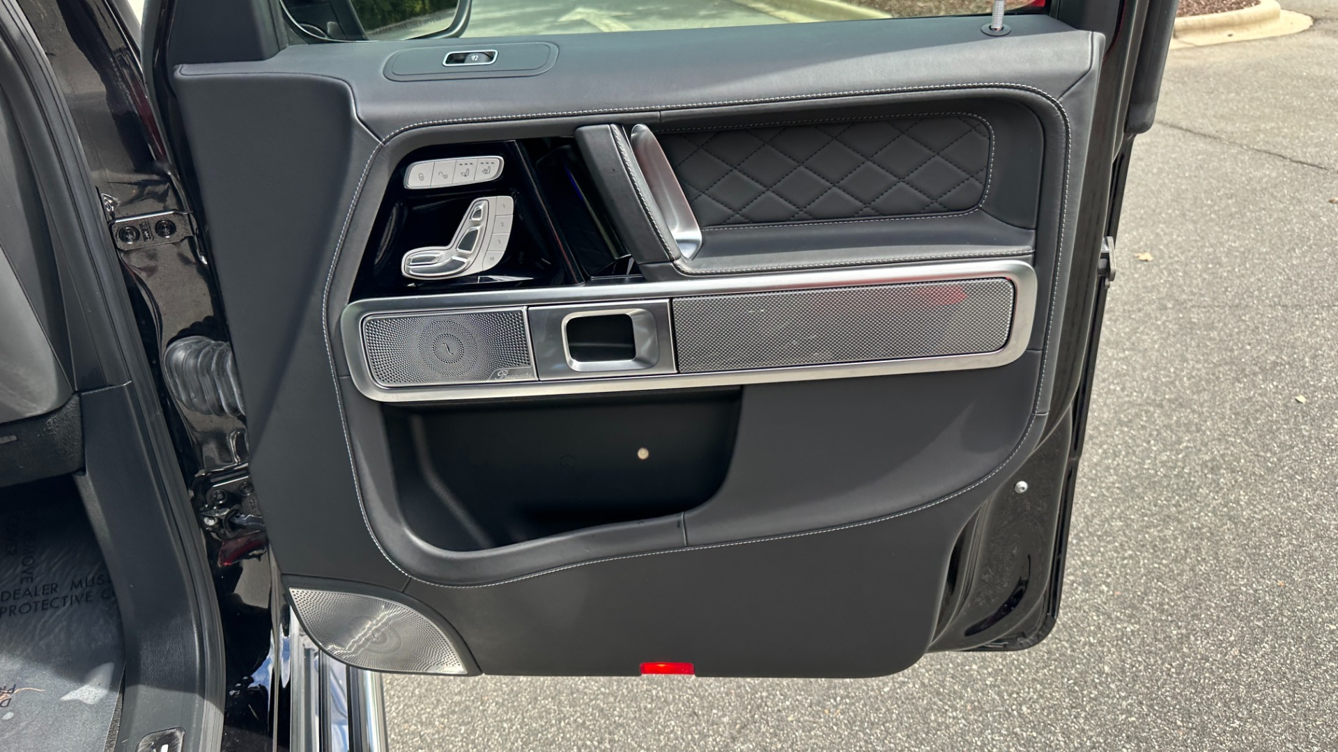 Used 2020 Mercedes-Benz G-Class AMG G 63 / NIGHT PKG / FORGED WHEELS / EXCLUSIVE INTERIOR for sale $169,000 at Formula Imports in Charlotte NC 28227 33