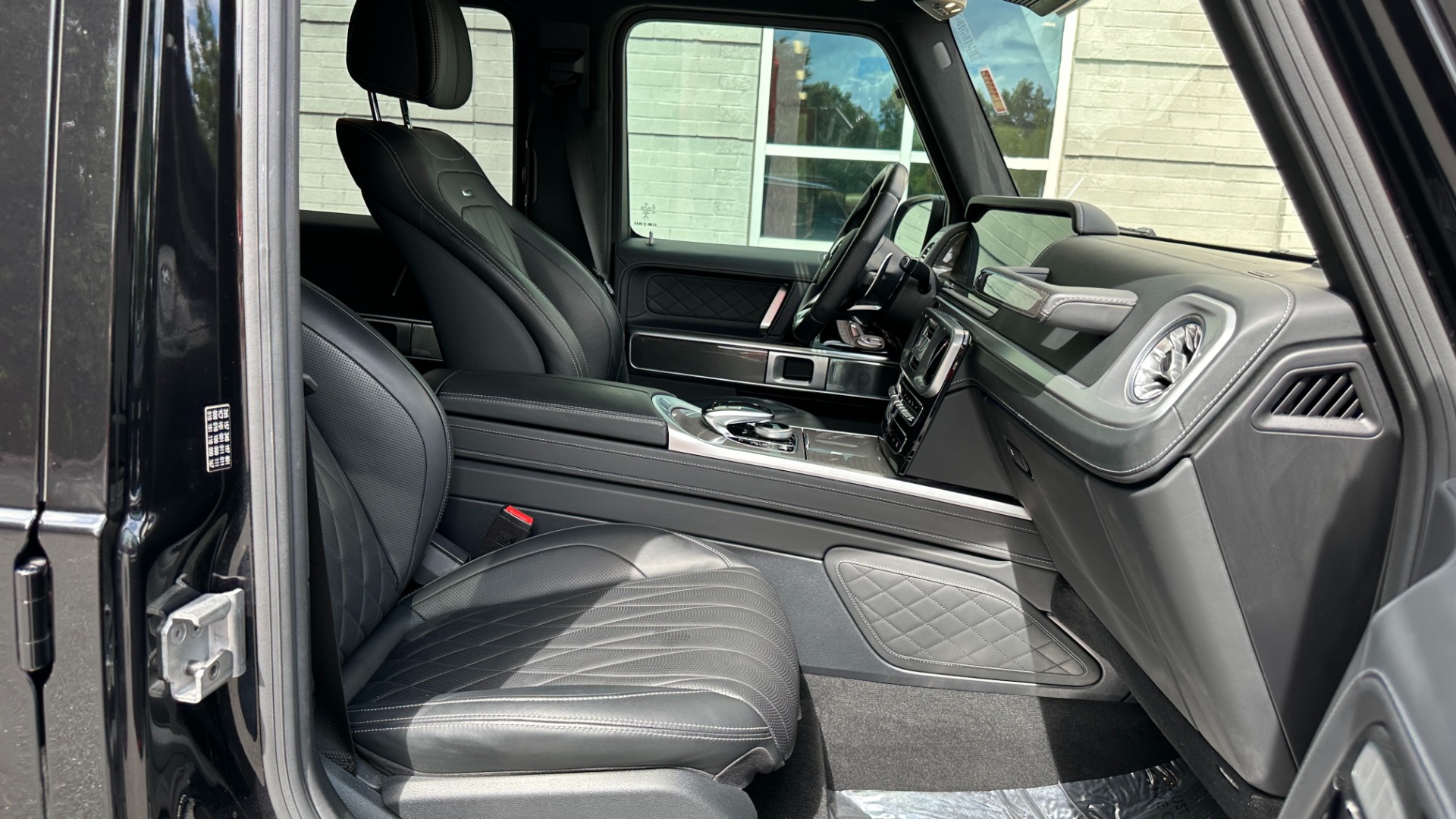 Used 2020 Mercedes-Benz G-Class AMG G 63 / NIGHT PKG / FORGED WHEELS / EXCLUSIVE INTERIOR for sale $169,000 at Formula Imports in Charlotte NC 28227 35