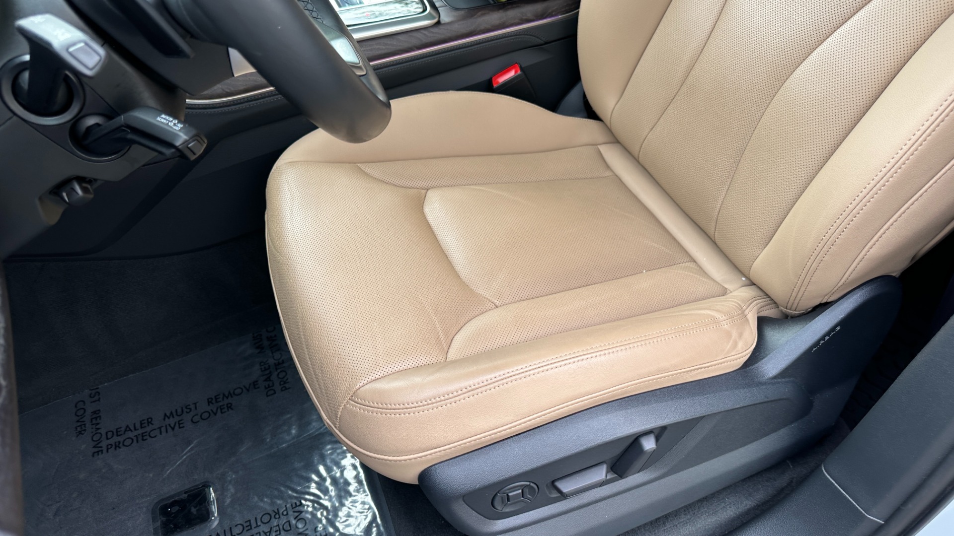 Used 2021 Audi Q7 PRESTIGE / BLACK OPTIC / BLACK EMBLEMS / TOWING PACKAGE for sale $54,500 at Formula Imports in Charlotte NC 28227 14
