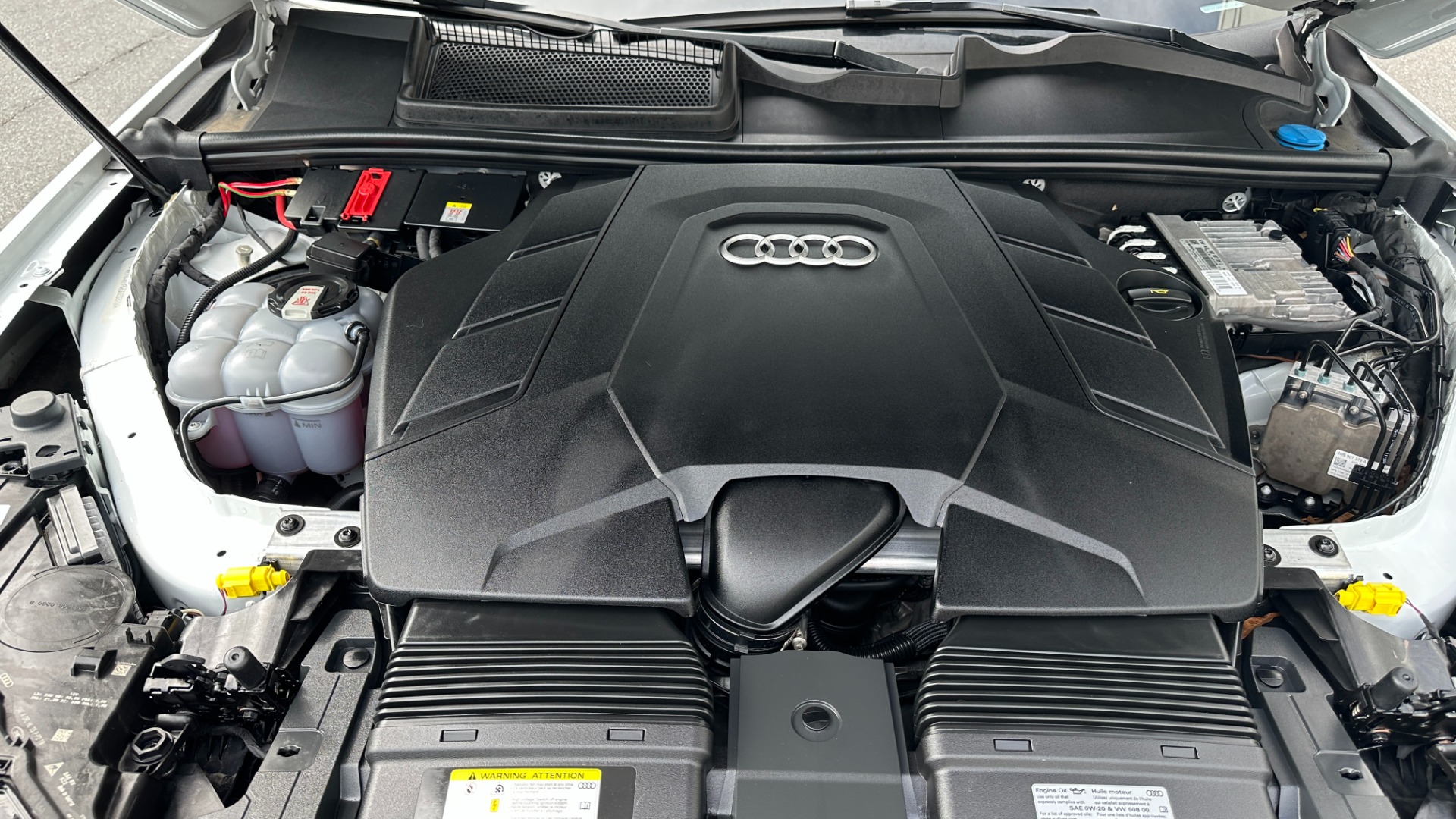 Used 2021 Audi Q7 PRESTIGE / BLACK OPTIC / BLACK EMBLEMS / TOWING PACKAGE for sale $54,500 at Formula Imports in Charlotte NC 28227 47