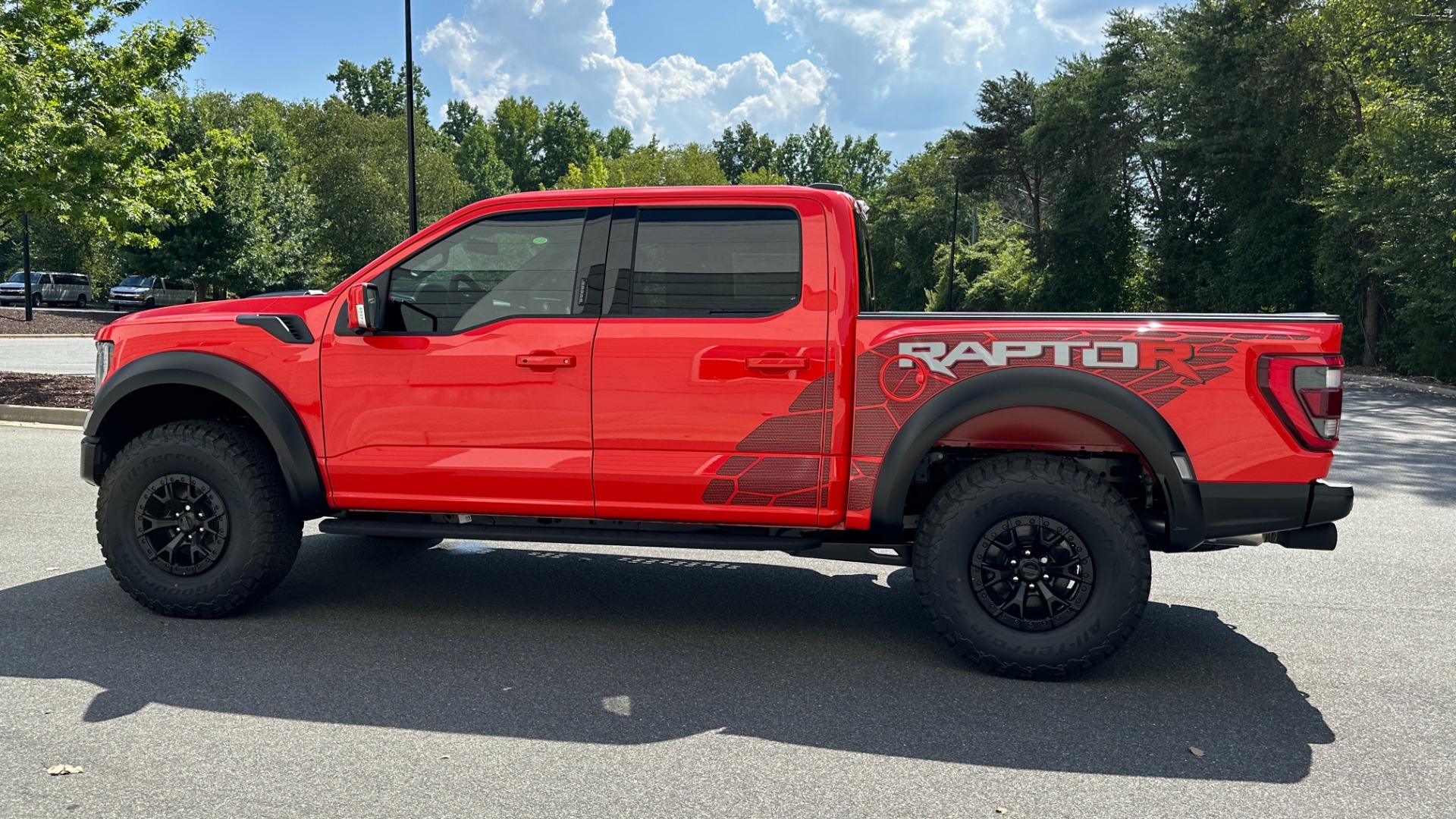 Used 2023 Ford F-150 Raptor R / SUPERCHARGED V8 / RECARO SEATS / PANORAMIC ROOF / 37IN TIRES for sale $135,000 at Formula Imports in Charlotte NC 28227 3