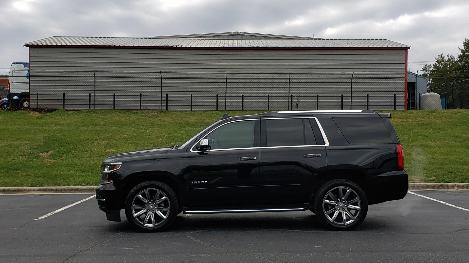Used 2017 Chevrolet TAHOE PREMIER 4WD / NAV / SNRF / ENTERT / REARVIEW / 3-ROW for sale Sold at Formula Imports in Charlotte NC 28227 2