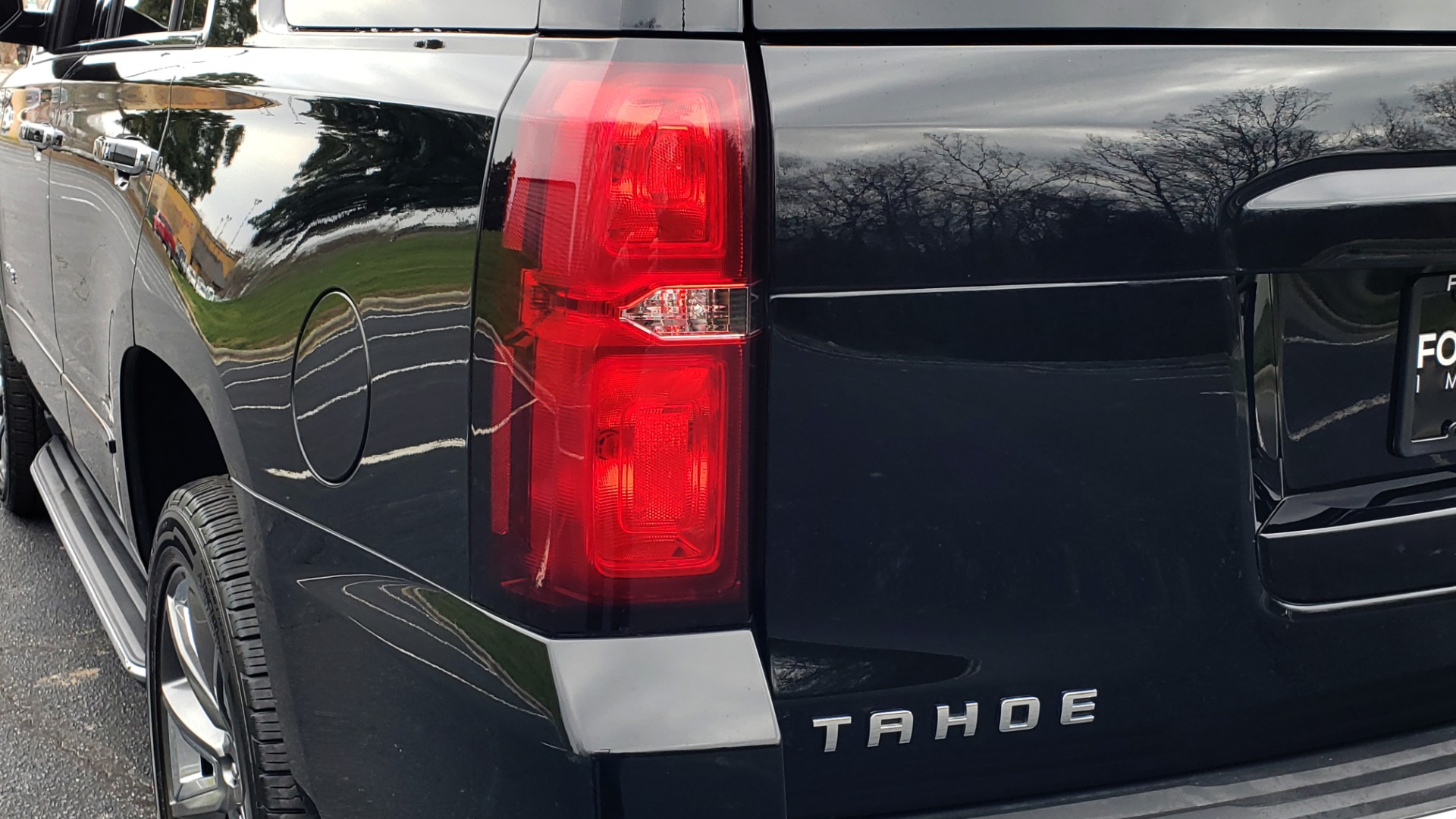 Used 2017 Chevrolet TAHOE PREMIER 4WD / NAV / SNRF / ENTERT / REARVIEW / 3-ROW for sale Sold at Formula Imports in Charlotte NC 28227 29