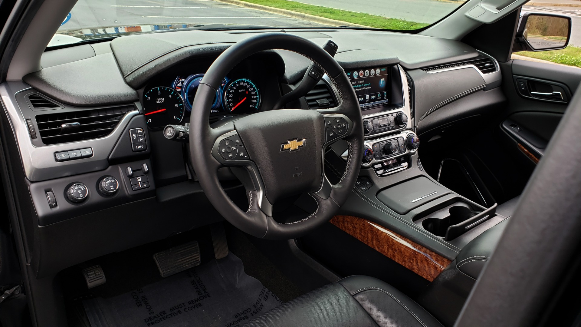 Used 2017 Chevrolet TAHOE PREMIER 4WD / NAV / SNRF / ENTERT / REARVIEW / 3-ROW for sale Sold at Formula Imports in Charlotte NC 28227 37