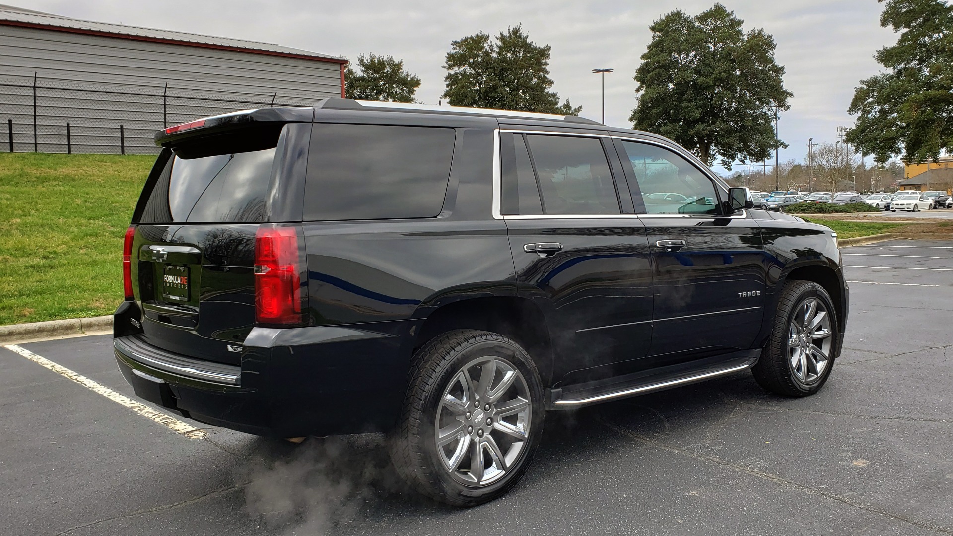 Used 2017 Chevrolet TAHOE PREMIER 4WD / NAV / SNRF / ENTERT / REARVIEW / 3-ROW for sale Sold at Formula Imports in Charlotte NC 28227 6