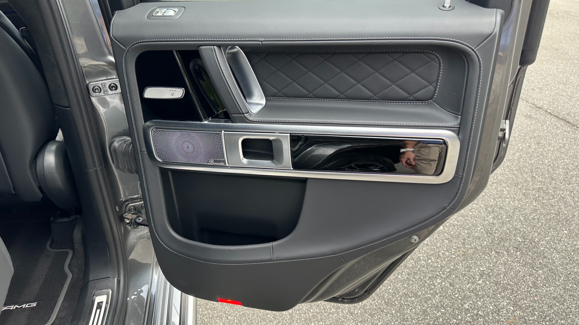 Used 2023 Mercedes-Benz G-Class G 550 / NIGHT PACKAGE / EXCLUSIVE INTERIOR / AMG LINE for sale Sold at Formula Imports in Charlotte NC 28227 32