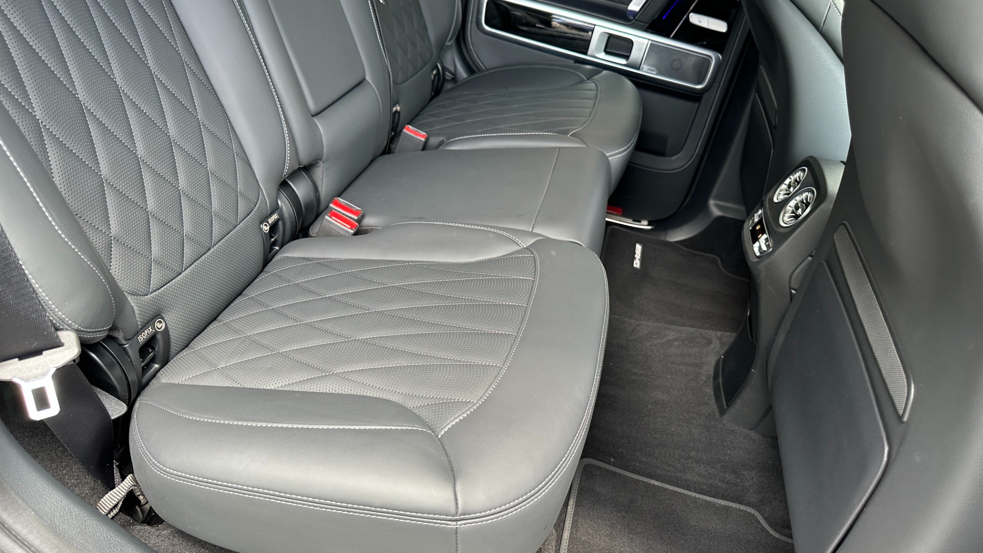Used 2023 Mercedes-Benz G-Class G 550 / NIGHT PACKAGE / EXCLUSIVE INTERIOR / AMG LINE for sale Sold at Formula Imports in Charlotte NC 28227 35