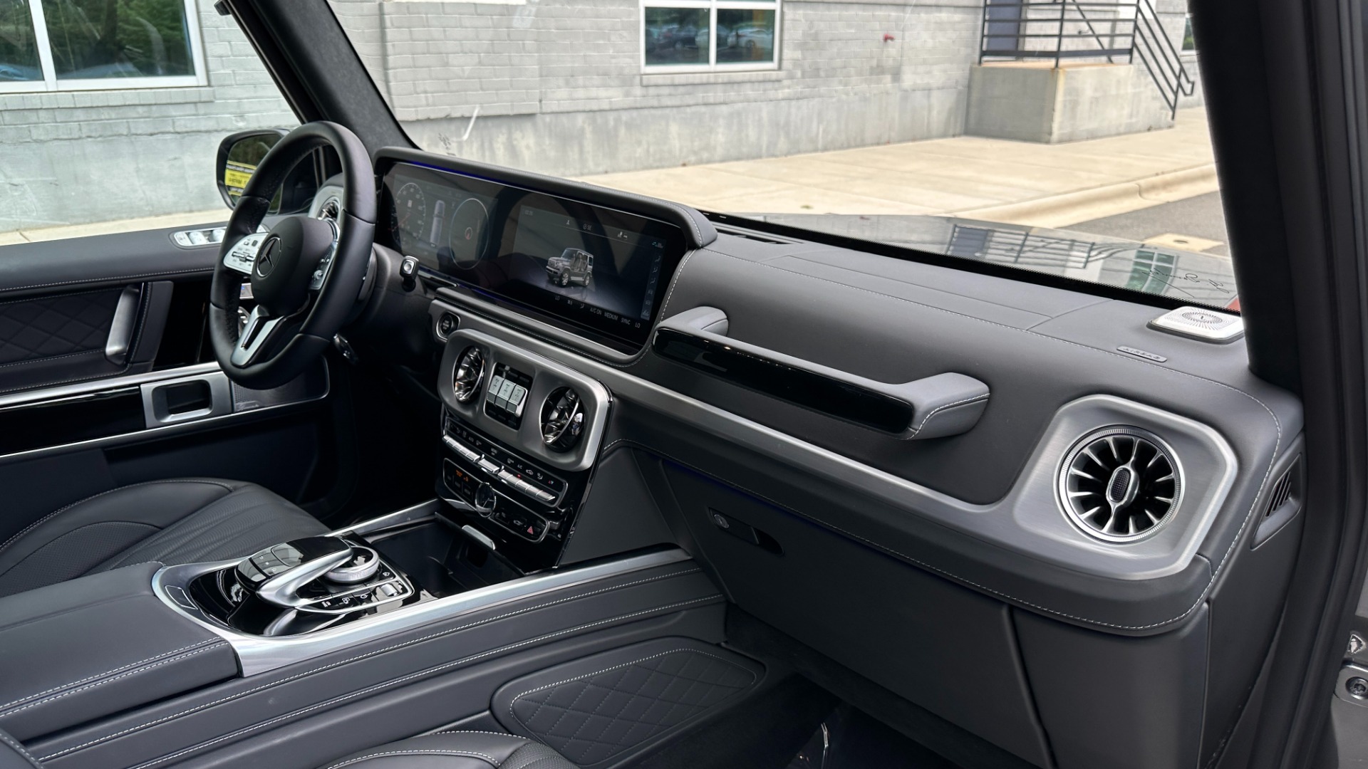 Used 2023 Mercedes-Benz G-Class G 550 / NIGHT PACKAGE / EXCLUSIVE INTERIOR / AMG LINE for sale Sold at Formula Imports in Charlotte NC 28227 37