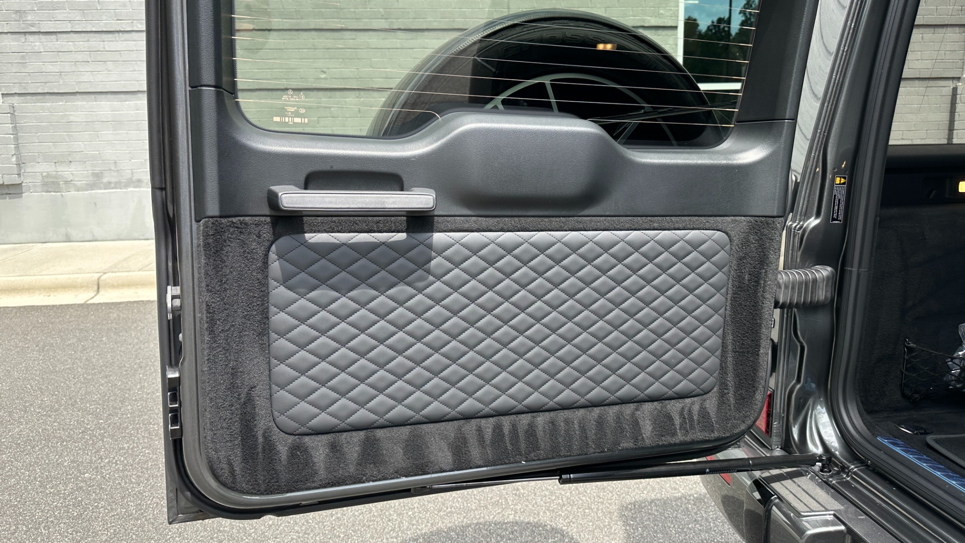 Used 2023 Mercedes-Benz G-Class G 550 / NIGHT PACKAGE / EXCLUSIVE INTERIOR / AMG LINE for sale Sold at Formula Imports in Charlotte NC 28227 45