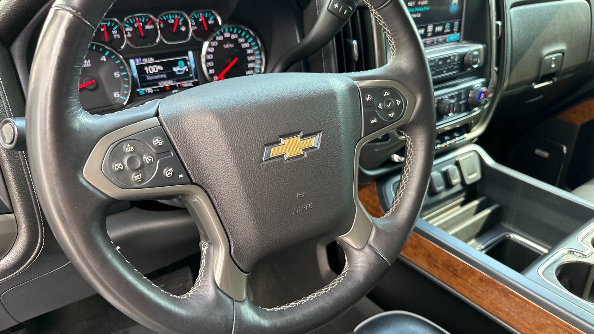 Used 2017 Chevrolet Silverado 1500 High Country 6.2L / 22IN WHEELS / SUNROOF / POWER RUNNING BOARDS for sale Sold at Formula Imports in Charlotte NC 28227 16