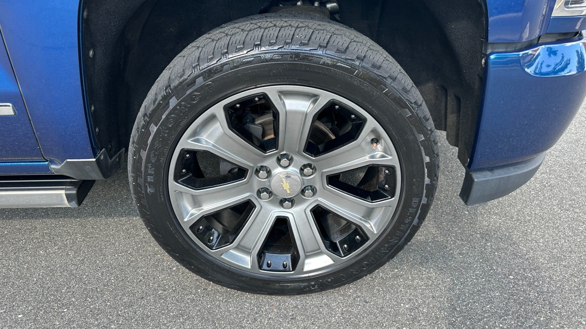 Used 2017 Chevrolet Silverado 1500 High Country 6.2L / 22IN WHEELS / SUNROOF / POWER RUNNING BOARDS for sale Sold at Formula Imports in Charlotte NC 28227 54