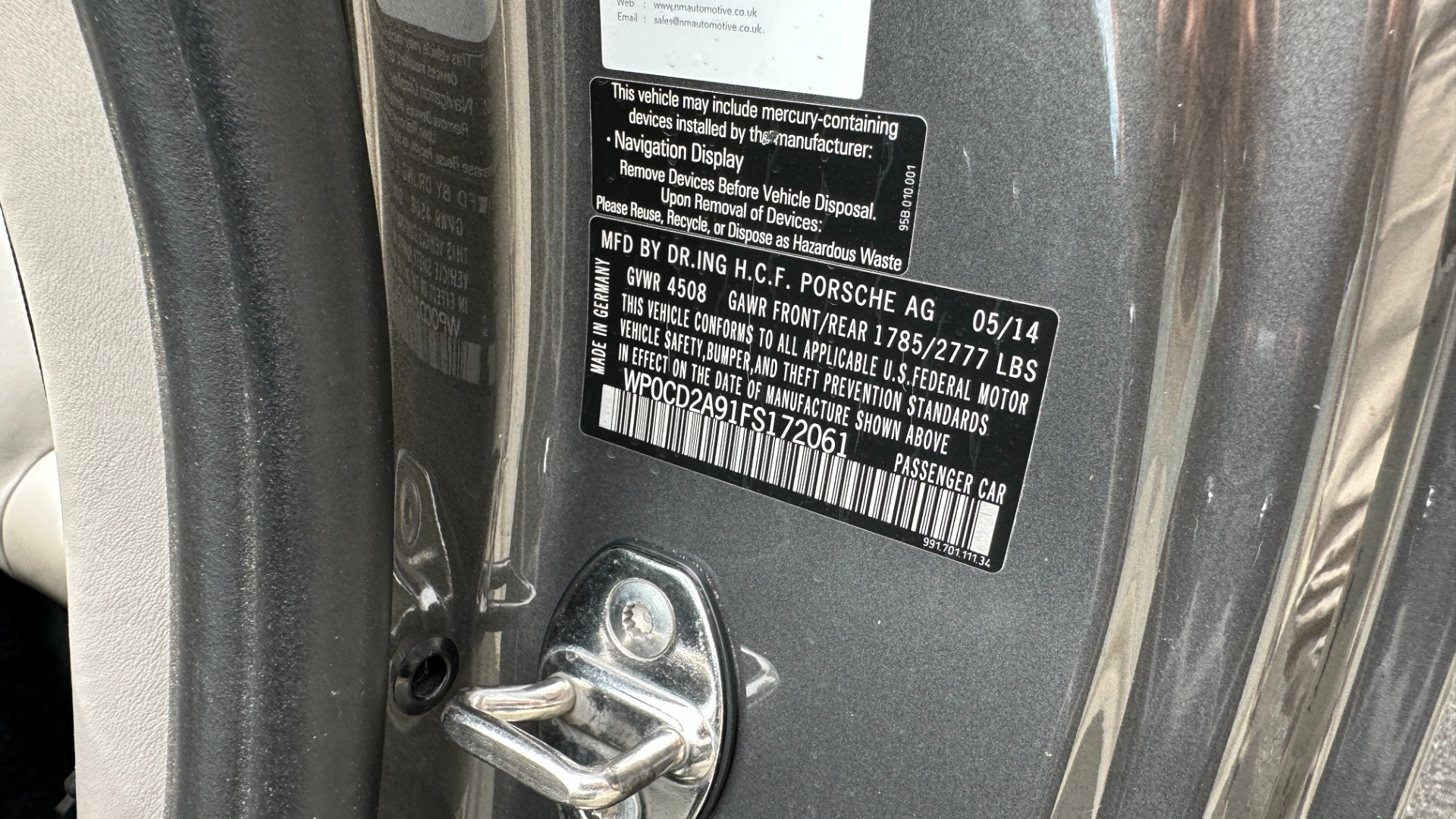 Used 2015 Porsche 911 Turbo S BYDESIGN 4.2 POWER PKG / PREMIUM PLUS PKG / PLATINUM LEATHER / CARBON STEER for sale Sold at Formula Imports in Charlotte NC 28227 18