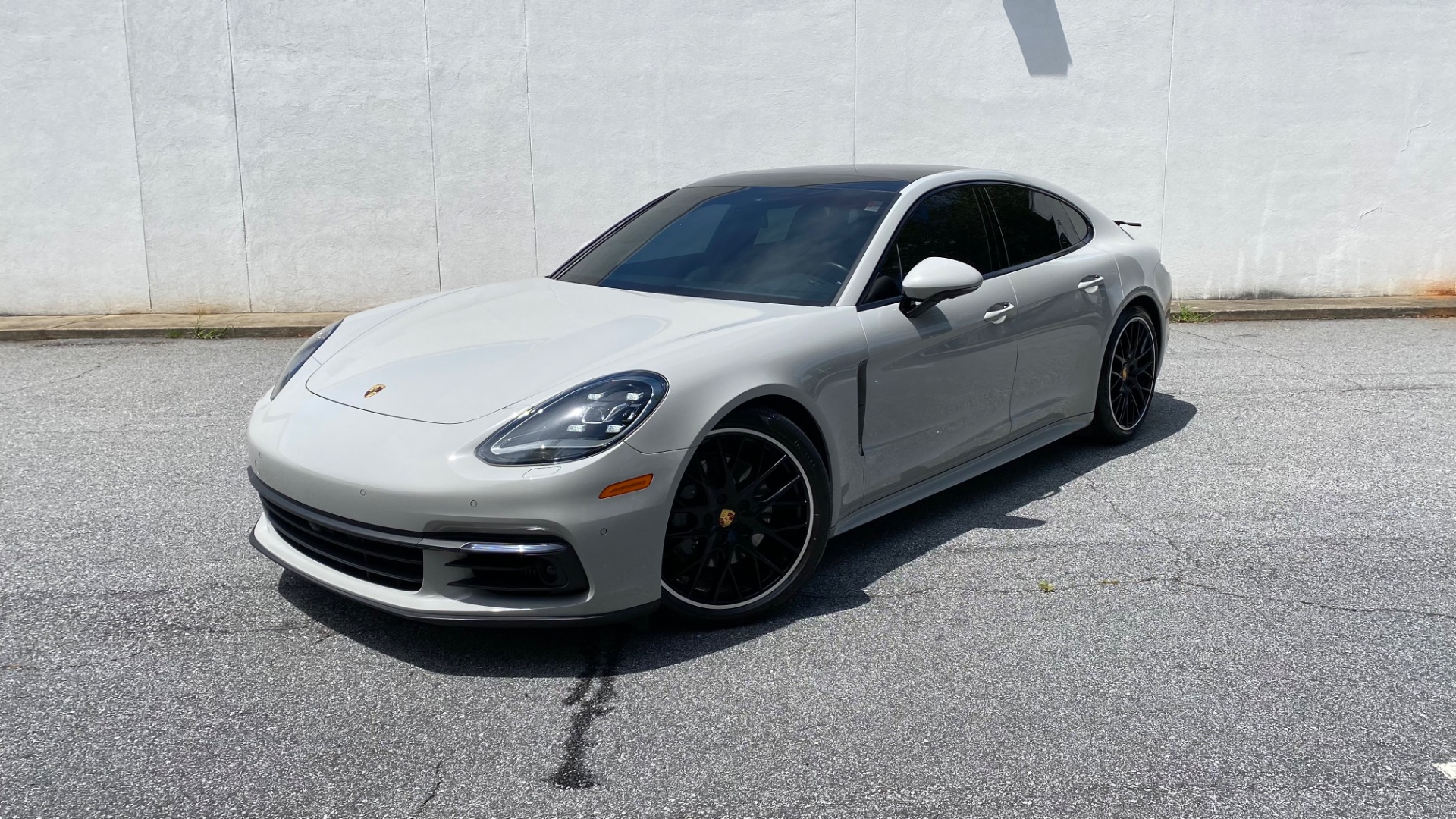 Used 2018 Porsche Panamera 4S for sale $61,995 at Formula Imports in Charlotte NC 28227 2