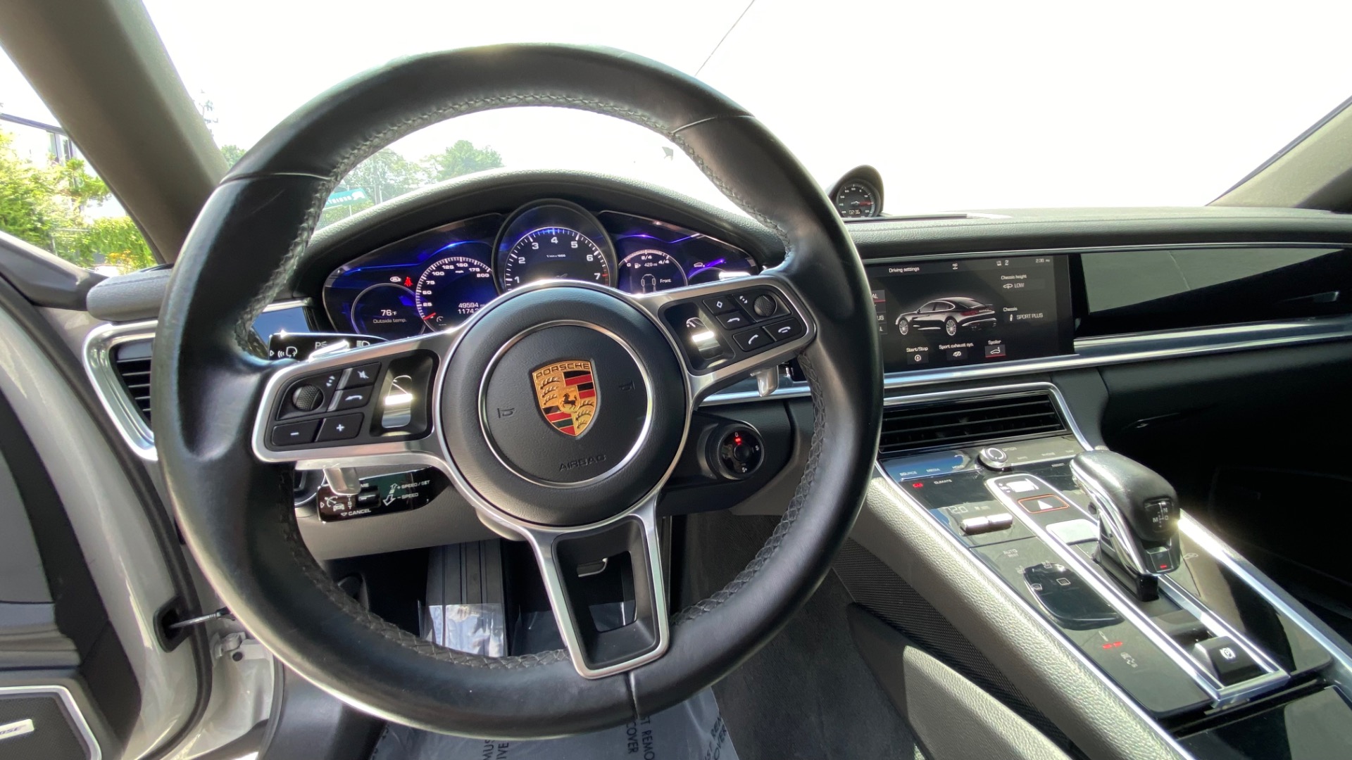 Used 2018 Porsche Panamera 4S for sale $61,995 at Formula Imports in Charlotte NC 28227 24