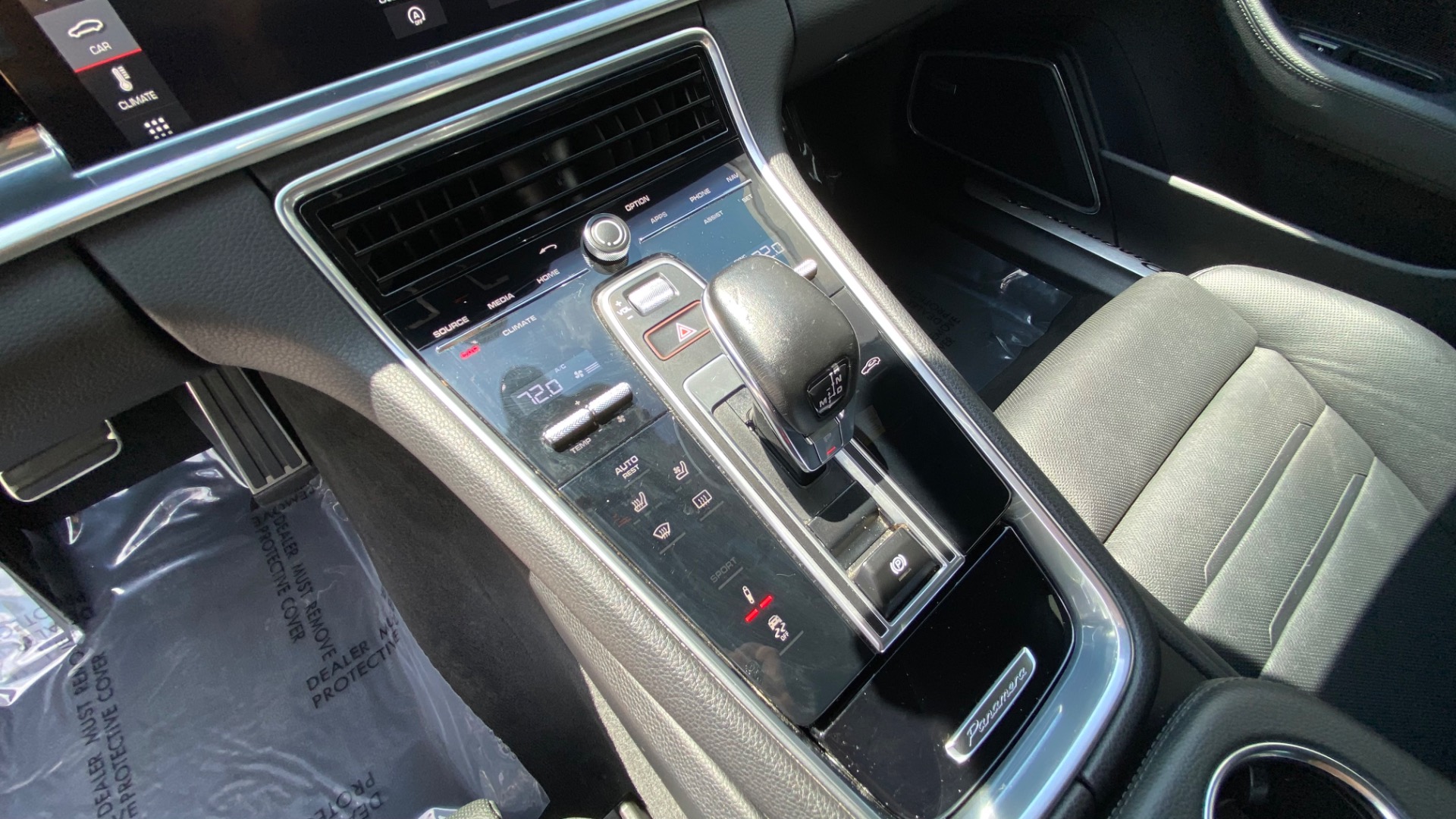 Used 2018 Porsche Panamera 4S for sale $61,995 at Formula Imports in Charlotte NC 28227 29