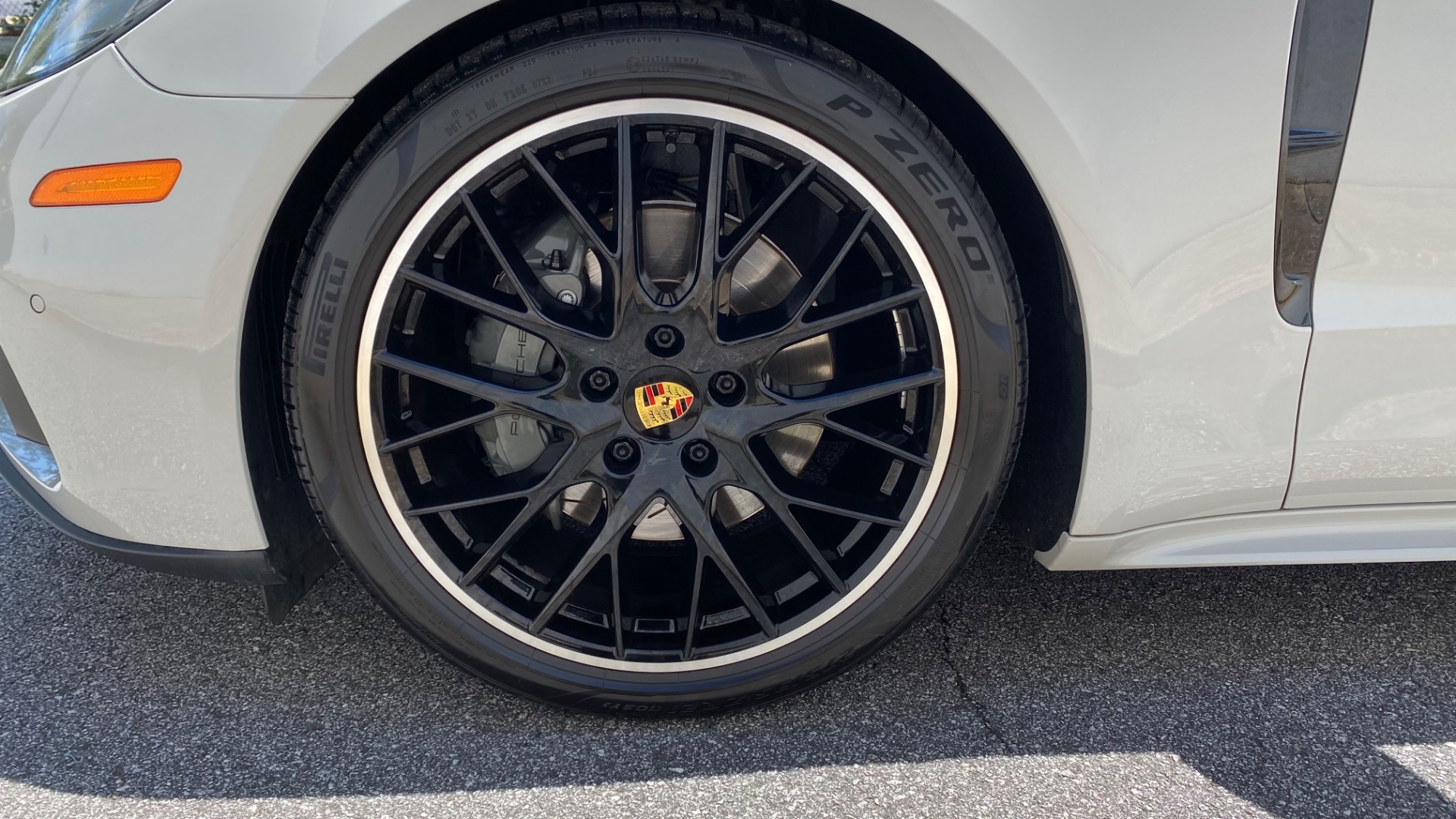 Used 2018 Porsche Panamera 4S for sale $61,995 at Formula Imports in Charlotte NC 28227 49