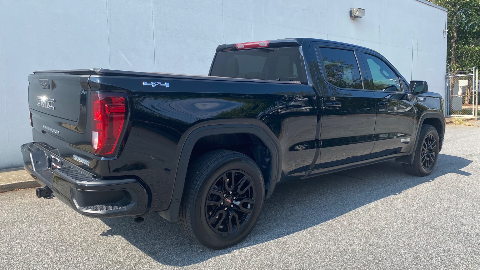 Used 2022 GMC Sierra 1500 Elevation Diesel for sale $52,999 at Formula Imports in Charlotte NC 28227 10
