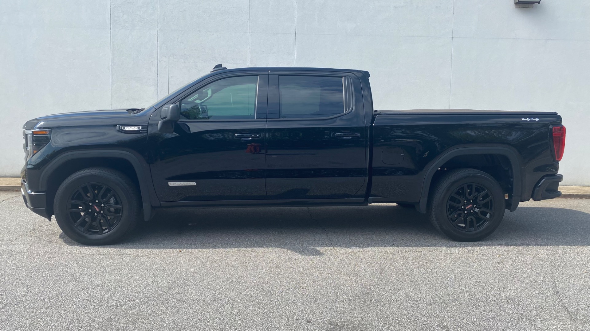 Used 2022 GMC Sierra 1500 Elevation Diesel for sale $52,999 at Formula Imports in Charlotte NC 28227 5