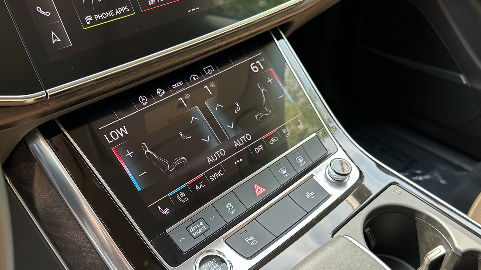 Used 2021 Audi Q8 PREMIUM PLUS / S-LINE / TOW PACKAGE / REAR AIRBAGS for sale Sold at Formula Imports in Charlotte NC 28227 17