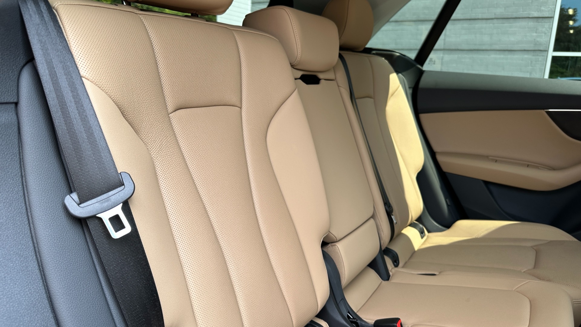 Used 2021 Audi Q8 PREMIUM PLUS / S-LINE / TOW PACKAGE / REAR AIRBAGS for sale $60,995 at Formula Imports in Charlotte NC 28227 29