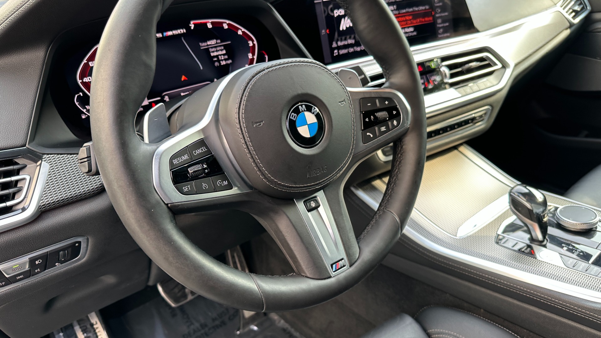 Used 2020 BMW X5 M50i / PREMIUM / TRAILER HITCH / BLACK TRIM / PARKING ASSIST for sale $54,995 at Formula Imports in Charlotte NC 28227 15