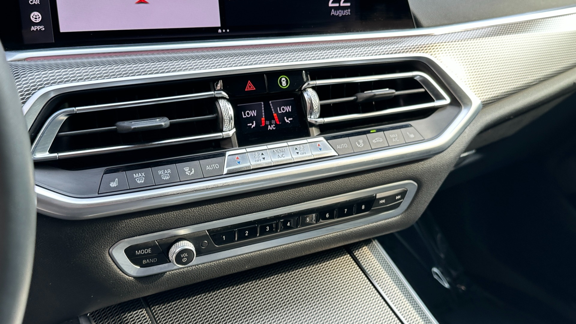 Used 2020 BMW X5 M50i / PREMIUM / TRAILER HITCH / BLACK TRIM / PARKING ASSIST for sale $54,995 at Formula Imports in Charlotte NC 28227 18