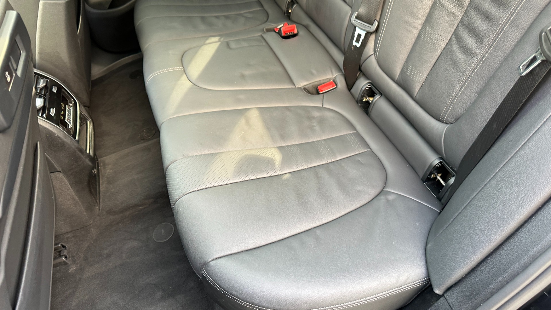 Used 2020 BMW X5 M50i / PREMIUM / TRAILER HITCH / BLACK TRIM / PARKING ASSIST for sale $54,995 at Formula Imports in Charlotte NC 28227 27