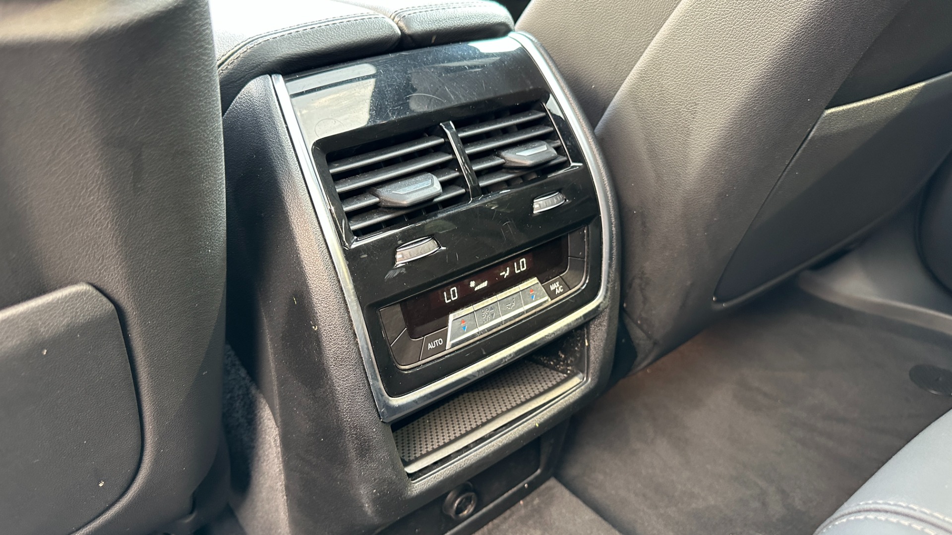 Used 2020 BMW X5 M50i / PREMIUM / TRAILER HITCH / BLACK TRIM / PARKING ASSIST for sale Sold at Formula Imports in Charlotte NC 28227 28