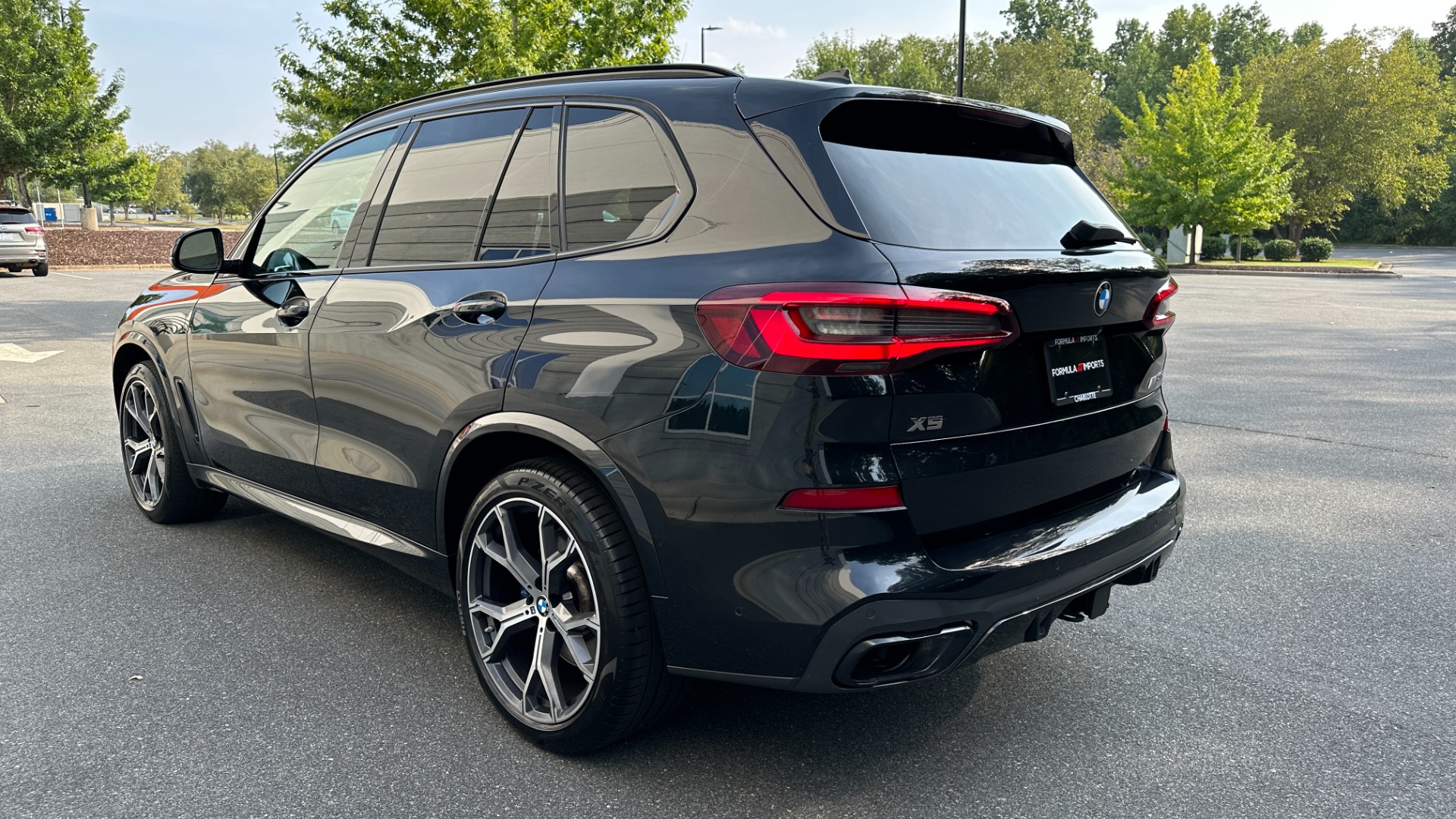 Used 2020 BMW X5 M50i / PREMIUM / TRAILER HITCH / BLACK TRIM / PARKING ASSIST for sale $54,995 at Formula Imports in Charlotte NC 28227 4