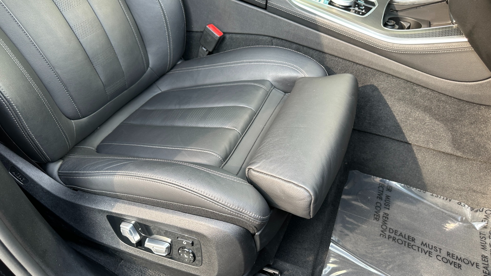 Used 2020 BMW X5 M50i / PREMIUM / TRAILER HITCH / BLACK TRIM / PARKING ASSIST for sale $54,995 at Formula Imports in Charlotte NC 28227 40