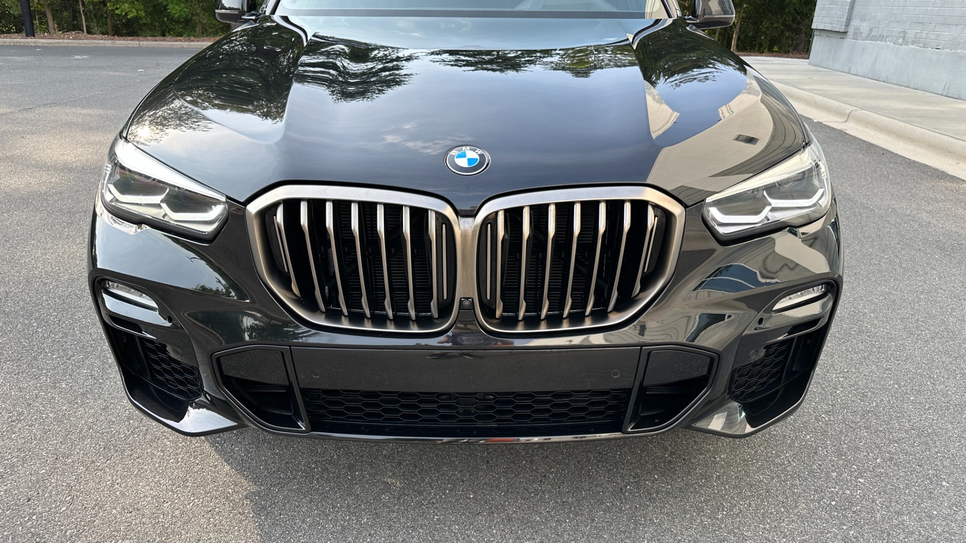 Used 2020 BMW X5 M50i / PREMIUM / TRAILER HITCH / BLACK TRIM / PARKING ASSIST for sale $54,995 at Formula Imports in Charlotte NC 28227 9